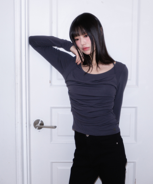 ROSEFRANTZ（ロゼフランツ）の「Drape Layered Halter Long Sleeve [Charcoal]（Tシャツ/カットソー・レディース・チャコールグレー・OS）」の11枚目の写真