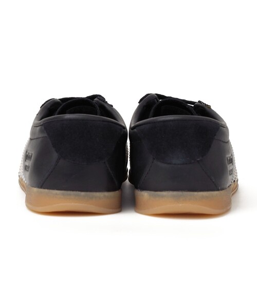 adidas(アディダス)の「adidas: ガゼル ロー プロ W スニーカー(スニーカー・レディース・ホワイト/ブラック・30/35/40/45)」の6枚目の写真