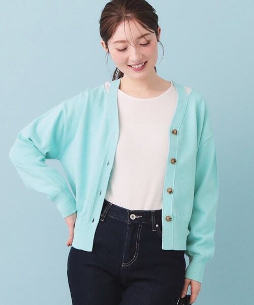 index(インデックス)の「ラメリリースリットVネックカーディガン【洗濯機OK】(カーディガン/ボレロ・レディース・ピンク系1/オフホワイト/チャコールグレー/ブルー・00)」の13枚目の写真