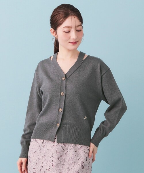 index(インデックス)の「ラメリリースリットVネックカーディガン【洗濯機OK】(カーディガン/ボレロ・レディース・ピンク系1/オフホワイト/チャコールグレー/ブルー・00)」の21枚目の写真