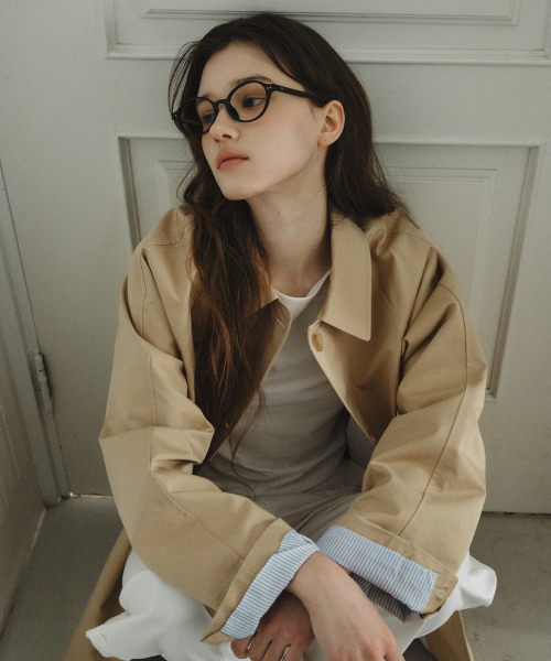 WEDNESDAYOASISFORWOMEN（ウェンズデー オアシス フォー ウーマン）の「[アトリエエディション] ハーフコットントレンチコート_BEIGE(W26OT02)（その他アウター・レディース・ベージュ・SMALL/MEDIUM）」の3枚目の写真