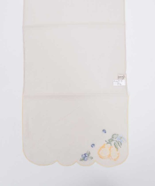 axes femme（アクシーズファム）の「フルーツ刺繍ストール（マフラー・レディース・イエロー/ラベンダー・FREE）」の15枚目の写真