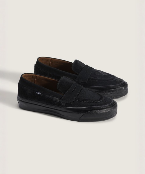 VANS（バンズ）の「VANS PREMIUM ローファー 53 ポニーヘアー / LX Loafer 53 PONY HAIR BLACK VN000VASBLA1（ローファー・メンズ・ブラック・10/7.5/7/6.5/6/5.5/13/12/11/10.5/9.5/9/8.5/8）」の2枚目の写真