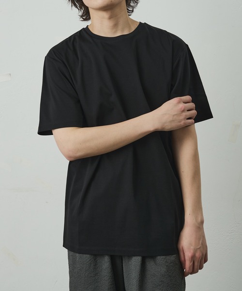 COLONY 2139(コロニートゥーワンスリーナイン)の「スマートクルーネック半袖Tシャツ(Tシャツ/カットソー・メンズ・ホワイト/ブラック/チャコールグレー・LARGE/MEDIUM/SMALL)」の10枚目の写真