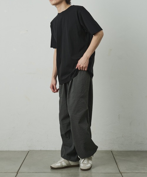 COLONY 2139(コロニートゥーワンスリーナイン)の「スマートクルーネック半袖Tシャツ(Tシャツ/カットソー・メンズ・ホワイト/ブラック/チャコールグレー・LARGE/MEDIUM/SMALL)」の15枚目の写真