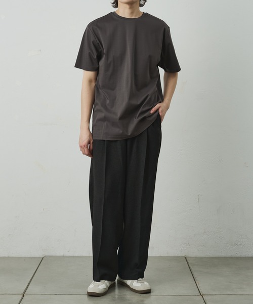 COLONY 2139(コロニートゥーワンスリーナイン)の「スマートクルーネック半袖Tシャツ(Tシャツ/カットソー・メンズ・ホワイト/ブラック/チャコールグレー・LARGE/MEDIUM/SMALL)」の22枚目の写真