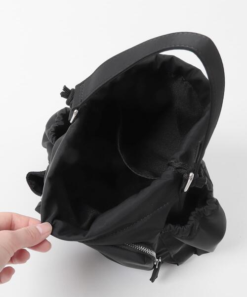 SENSE OF PLACE by URBAN RESEARCH（センスオブプレイスバイアーバンリサーチ）の「『撥水』ポケットデザインナイロンバッグ（ハンドバッグ・レディース・ブラウン/ブラック/アイボリー・ONE）」の16枚目の写真