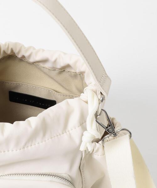 SENSE OF PLACE by URBAN RESEARCH（センスオブプレイスバイアーバンリサーチ）の「『撥水』ポケットデザインナイロンバッグ（ハンドバッグ・レディース・ブラウン/ブラック/アイボリー・ONE）」の21枚目の写真