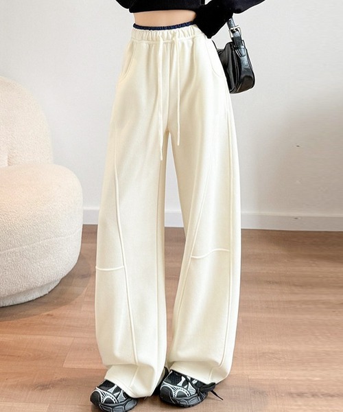 DAY CLOSET（デイ クローゼット）の「【大きいサイズ有/ゴム＆調節紐付き】立体切り替え×配色ライン。ハイウエスト ワイド スウェットパンツ レディース（その他パンツ・レディース・ライトグレー/ネイビー/ダークグレー/杢グレー/アイボリー/ブラック・XL/L/S/M）」の2枚目の写真