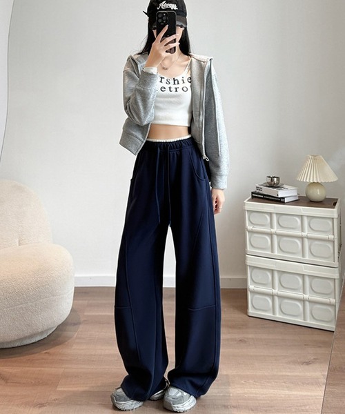 DAY CLOSET（デイ クローゼット）の「【大きいサイズ有/ゴム＆調節紐付き】立体切り替え×配色ライン。ハイウエスト ワイド スウェットパンツ レディース（その他パンツ・レディース・ライトグレー/ネイビー/ダークグレー/杢グレー/アイボリー/ブラック・XL/L/S/M）」の18枚目の写真