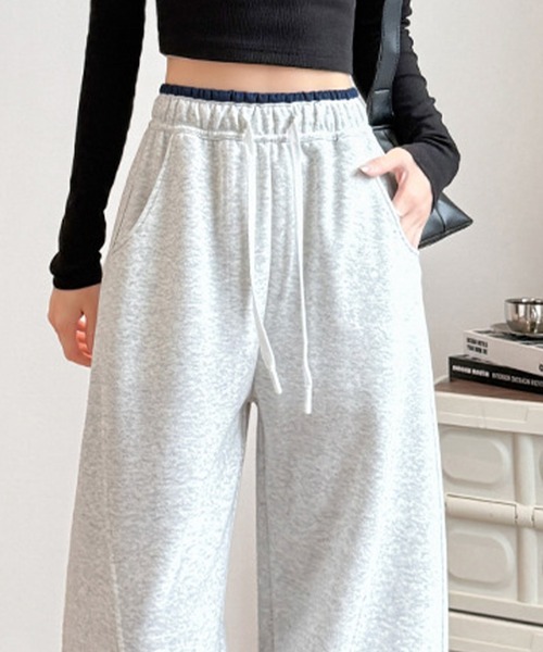 DAY CLOSET（デイ クローゼット）の「【大きいサイズ有/ゴム＆調節紐付き】立体切り替え×配色ライン。ハイウエスト ワイド スウェットパンツ レディース（その他パンツ・レディース・ライトグレー/ネイビー/ダークグレー/杢グレー/アイボリー/ブラック・XL/L/S/M）」の22枚目の写真