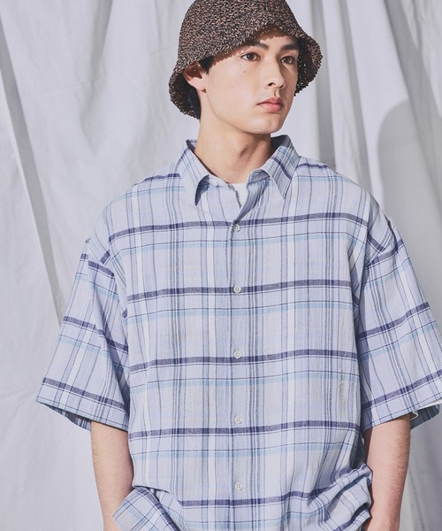 niko and...(ニコアンド)の「マドラスドビーチェックシャツ(シャツ/ブラウス・メンズ・サックスブルー/イエロー/ピンク・LARGE/MEDIUM)」の2枚目の写真
