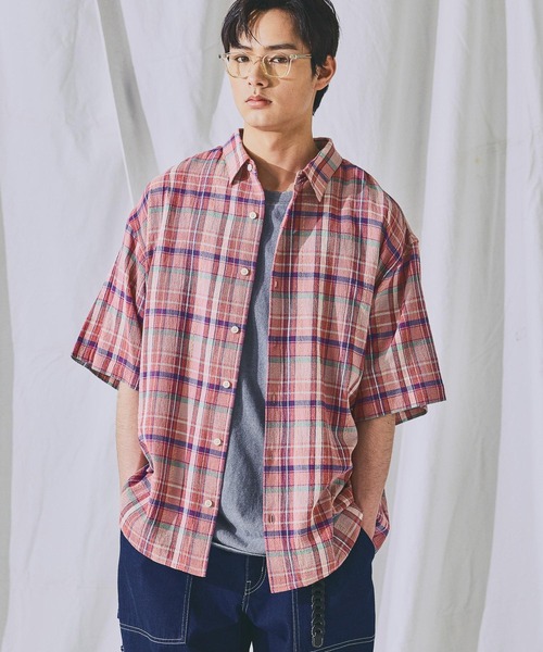 niko and...(ニコアンド)の「マドラスドビーチェックシャツ(シャツ/ブラウス・メンズ・サックスブルー/イエロー/ピンク・LARGE/MEDIUM)」の1枚目の写真