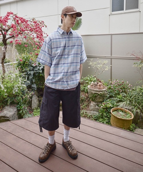 niko and...(ニコアンド)の「マドラスドビーチェックシャツ(シャツ/ブラウス・メンズ・サックスブルー/イエロー/ピンク・LARGE/MEDIUM)」の4枚目の写真