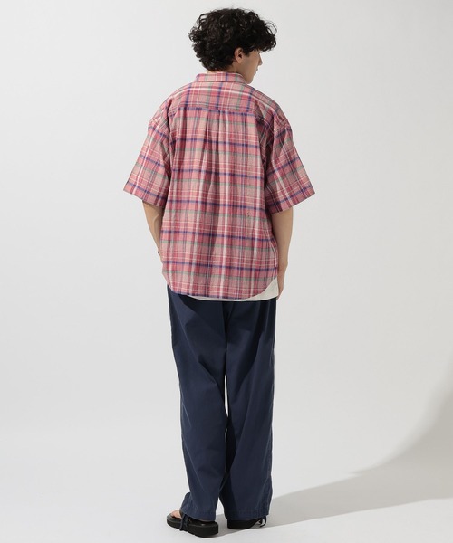 niko and...(ニコアンド)の「マドラスドビーチェックシャツ(シャツ/ブラウス・メンズ・サックスブルー/イエロー/ピンク・LARGE/MEDIUM)」の22枚目の写真