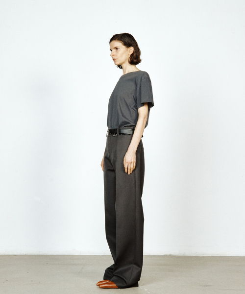 YUJI(ユジ)の「WOMENS YUJI SIGNATURE TROUSERS GREY(スラックス・レディース・グレー・SMALL/MEDIUM)」の3枚目の写真
