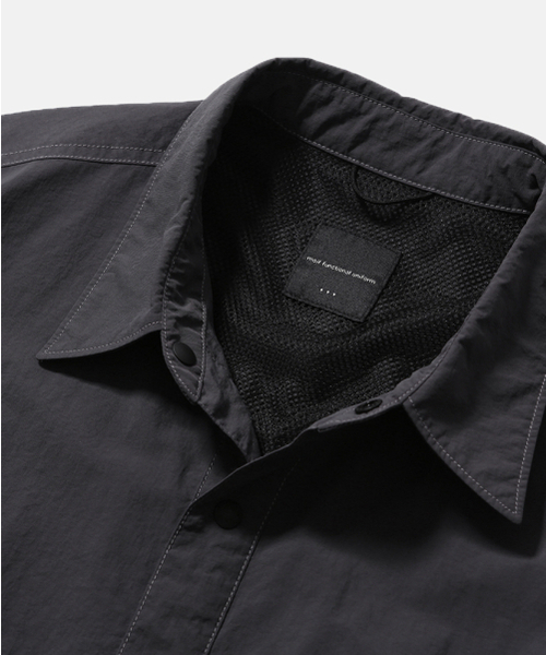 MOIF（モイフ）の「[SS26] RIDGE TRAIL H/S SHIRT / CHARCOAL（シャツ/ブラウス・メンズ・その他・1(S)/2(M)/3(L)）」の6枚目の写真