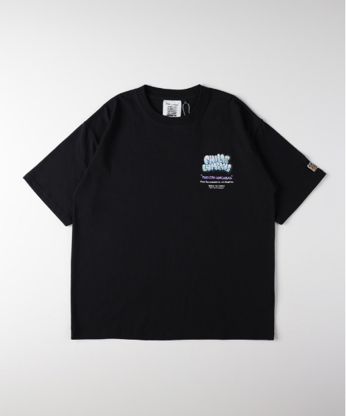 Right-on(ライトオン)の「グラフィックプリントTシャツ(Tシャツ/カットソー・メンズ・サックスブルー/ホワイト/ブラック・S/L/XL/M)」の5枚目の写真