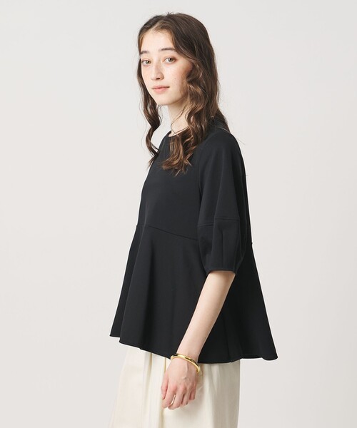 UNITED ARROWS(ユナイテッドアローズ)の「ポンチ ペプラム ショートスリーブ カットソー(Tシャツ/カットソー・レディース・ブラック/ホワイト/ネイビー・FREE)」の11枚目の写真