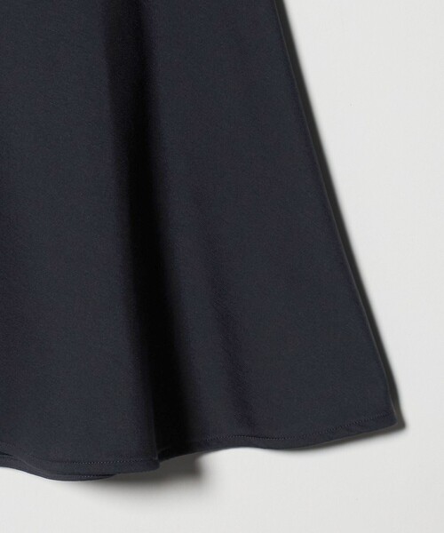 UNITED ARROWS(ユナイテッドアローズ)の「ポンチ ペプラム ショートスリーブ カットソー(Tシャツ/カットソー・レディース・ブラック/ホワイト/ネイビー・FREE)」の20枚目の写真