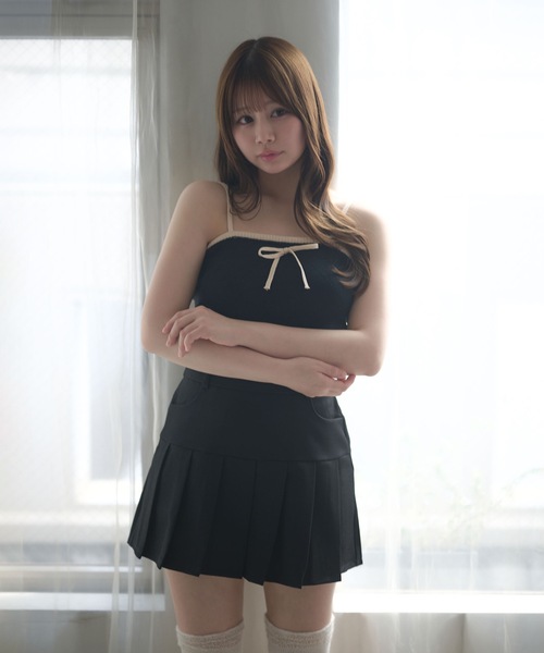 M DOLLY(エムドリー)の「Bicolor ribbon ellis knit camisole / バイカラーエリスリボンニットキャミソール(キャミソール・レディース・ホワイト/ベージュ/ブラック・FREE)」の1枚目の写真
