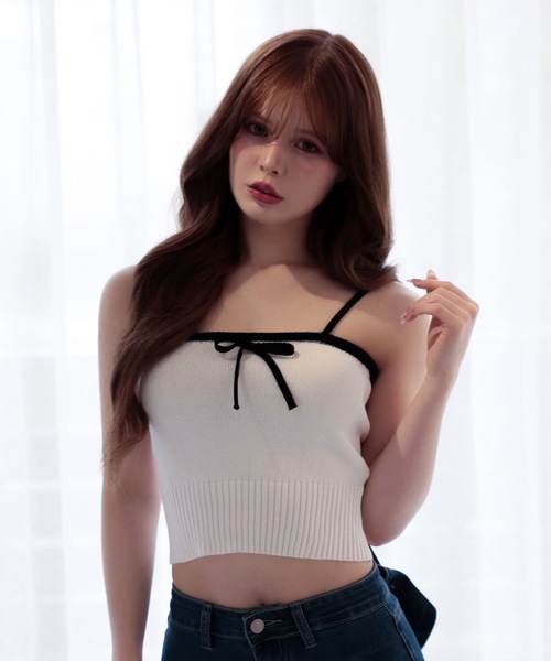 M DOLLY(エムドリー)の「Bicolor ribbon ellis knit camisole / バイカラーエリスリボンニットキャミソール(キャミソール・レディース・ホワイト/ベージュ/ブラック・FREE)」の6枚目の写真