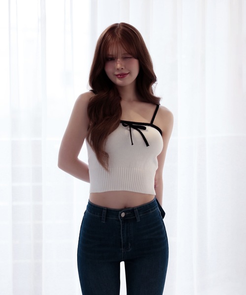 M DOLLY(エムドリー)の「Bicolor ribbon ellis knit camisole / バイカラーエリスリボンニットキャミソール(キャミソール・レディース・ホワイト/ベージュ/ブラック・FREE)」の7枚目の写真