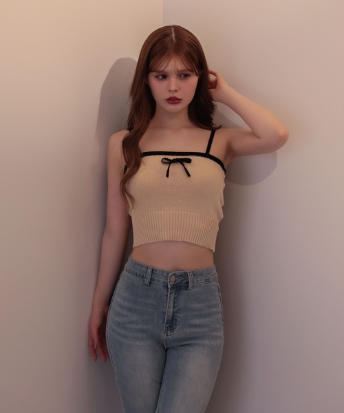 M DOLLY(エムドリー)の「Bicolor ribbon ellis knit camisole / バイカラーエリスリボンニットキャミソール(キャミソール・レディース・ホワイト/ベージュ/ブラック・FREE)」の20枚目の写真
