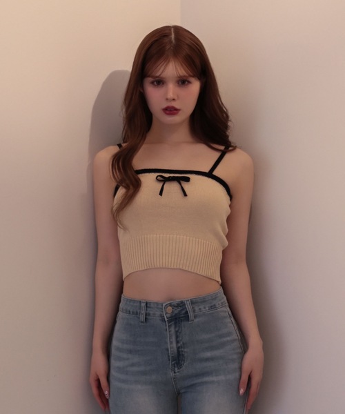 M DOLLY(エムドリー)の「Bicolor ribbon ellis knit camisole / バイカラーエリスリボンニットキャミソール(キャミソール・レディース・ホワイト/ベージュ/ブラック・FREE)」の21枚目の写真