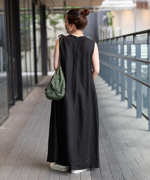 B.C STOCK(ベーセーストック)の「《追加8》手洗い可 / リネンレーヨンスリーブレスワンピース(ワンピース・レディース・ブルー/ブラック/レッド/ブラウン/コバルトブルー・MEDIUM/SMALL)」の8枚目の写真