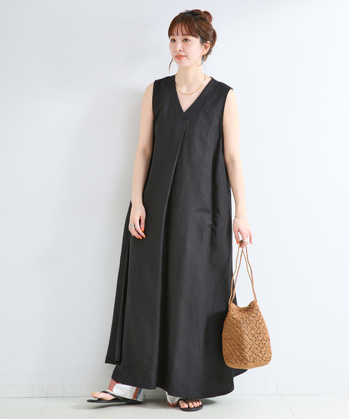 B.C STOCK(ベーセーストック)の「《追加8》手洗い可 / リネンレーヨンスリーブレスワンピース(ワンピース・レディース・ブルー/ブラック/レッド/ブラウン/コバルトブルー・MEDIUM/SMALL)」の9枚目の写真