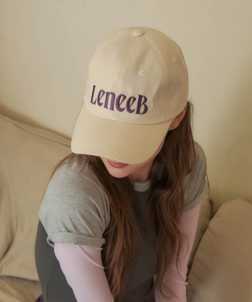 LENEE B(レニービー)の「レニビ シグネチャー キャップ アイボリー(キャップ・レディース・その他・FREE)」の1枚目の写真