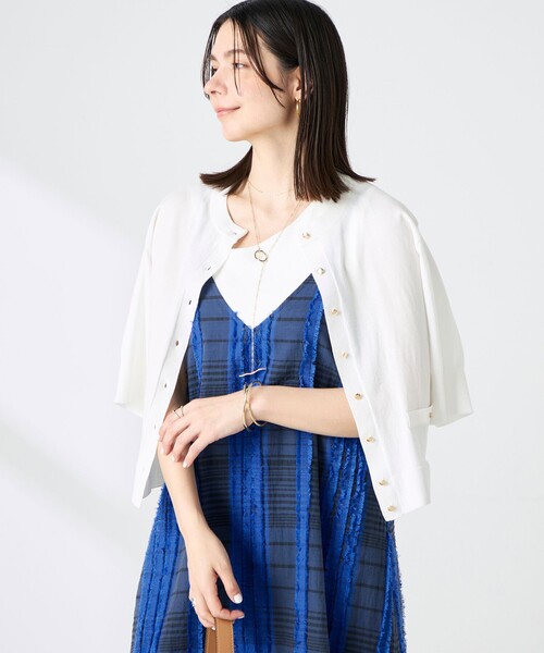 NOLLEY’S(ノーリーズ)の「《手洗い可能》エアリーストレッチ5分袖Cネックカーディガン(カーディガン/ボレロ・レディース・ベビーピンク/サックスブルー/ネイビー/オフホワイト・38)」の2枚目の写真