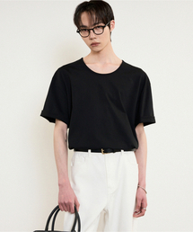 TNGT（ティーエヌジーティー）の「エッセンシャルUネックTシャツ（ブラック）TNTS5E207BK（Tシャツ/カットソー）」
