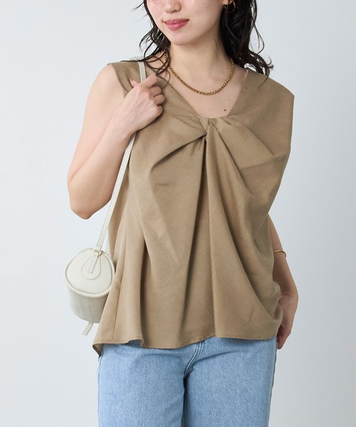 MICA&DEAL（マイカ＆ディール）の「2WAYツイストノースリーブブラウス（シャツ/ブラウス・レディース・ブラウン/ベージュ/ブラック・FREE）」の16枚目の写真