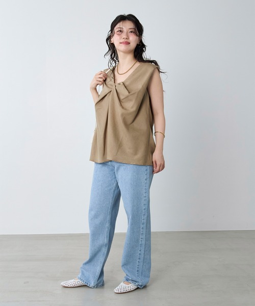 MICA&DEAL（マイカ＆ディール）の「2WAYツイストノースリーブブラウス（シャツ/ブラウス・レディース・ブラウン/ベージュ/ブラック・FREE）」の21枚目の写真