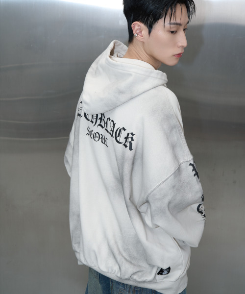 PITCHBLACK(ピッチブラック)の「DIRTY WHITE PRINTING HOODIE (WHITE)(パーカー・メンズ・その他・MEDIUM/LARGE/X-LARGE)」の2枚目の写真