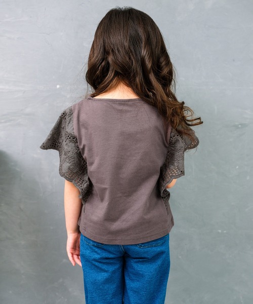 Rora(ローラ)の「カラハナ トップス(Tシャツ/カットソー・キッズ・チャコールグレー・110cm/120cm/150cm)」の18枚目の写真