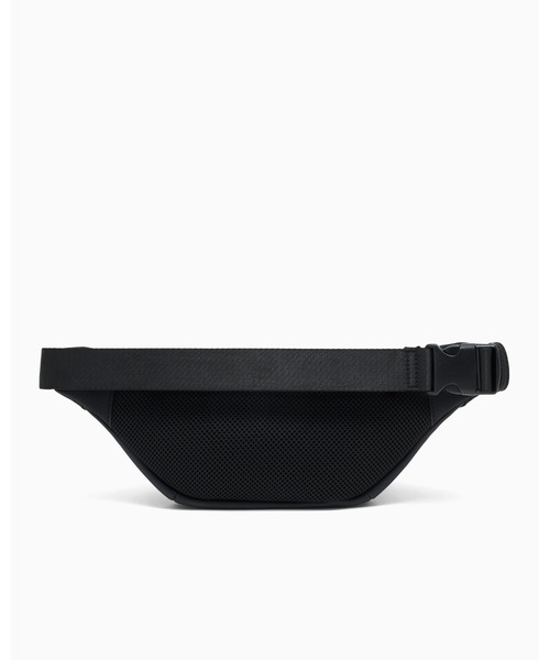 ARMANI EXCHANGE（アルマーニエクスチェンジ）の「【A|X アルマーニ エクスチェンジ】＜オンライン限定＞AXロゴ ボディバッグ/ウエストバッグ（ボディバッグ/ウエストポーチ・メンズ・ブラック・FREE）」の3枚目の写真