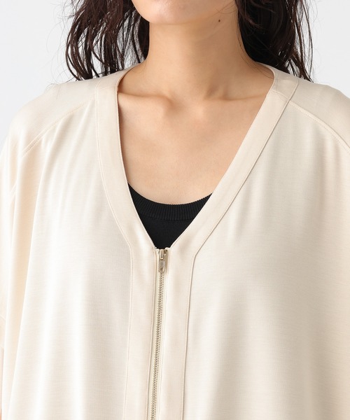 Elura(エルーラ)の「冷感Vネックプルオーバー/1045980(Tシャツ/カットソー・レディース・チャコールグレー/モカ/オフホワイト・FREE)」の21枚目の写真