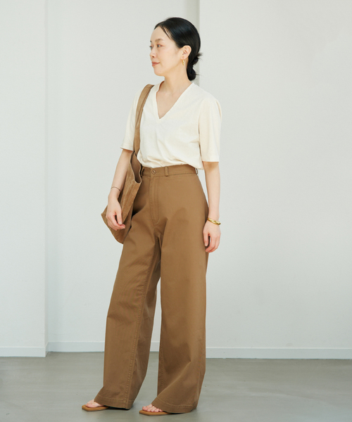 plage(プラージュ)の「Slim V-Neck Tee(Tシャツ/カットソー・レディース・キャメル/アイボリー/オレンジ/チャコールグレー・FREE)」の6枚目の写真