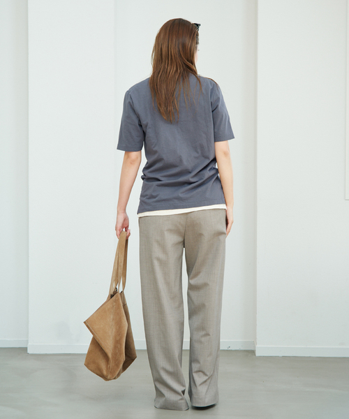 plage(プラージュ)の「Slim V-Neck Tee(Tシャツ/カットソー・レディース・キャメル/アイボリー/オレンジ/チャコールグレー・FREE)」の10枚目の写真