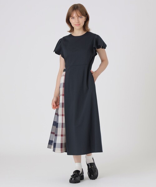 BLUE LABEL CRESTBRIDGE(ブルーレーベルクレストブリッジ)の「【一部店舗限定】ハイゲージポンチパーシャルチェックドレス(ワンピース・レディース・パープル/ダークネイビー・38/36)」の1枚目の写真