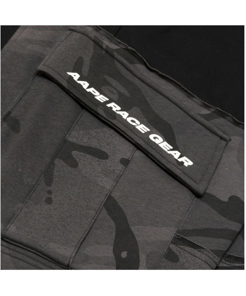 AAPE BY A BATHING APE(エーエイプバイアベイシングエイプ)の「AAPE MAIN SWEAT SHORTS(スウェットパンツ・メンズ・ブラック・MEDIUM/LARGE/X-LARGE/SMALL)」の4枚目の写真