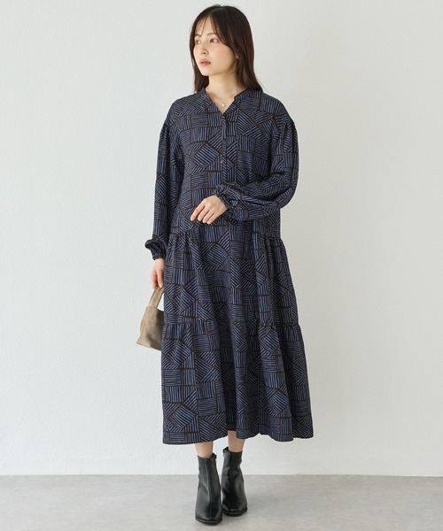 LAVEANGE(ラビアンジェ)の「幾何柄ギャザーワンピース|ロングワンピース/バンドカラー/体型カバー/大きいサイズ/洗える(ワンピース・レディース・ブラック/ブラウン・M/LL/3L/4L/5L)」の19枚目の写真