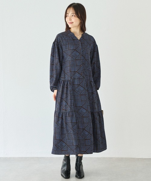 LAVEANGE(ラビアンジェ)の「幾何柄ギャザーワンピース|ロングワンピース/バンドカラー/体型カバー/大きいサイズ/洗える(ワンピース・レディース・ブラック/ブラウン・M/LL/3L/4L/5L)」の22枚目の写真