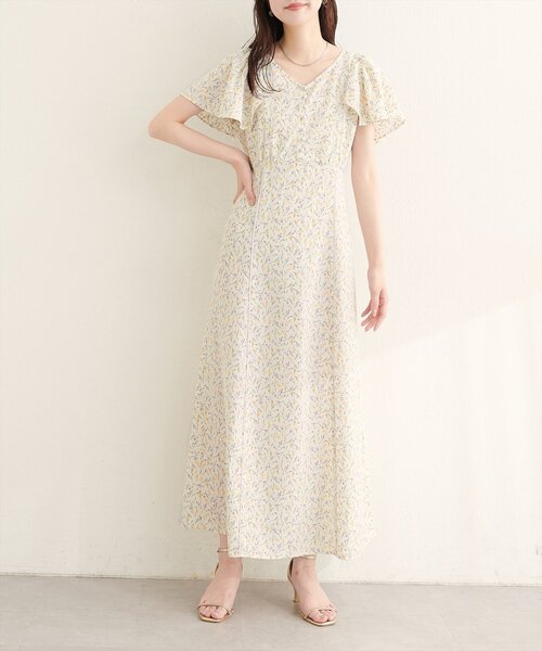 natural couture（ナチュラルクチュール）の「Vネックフラワーワンピース（ワンピース・レディース・ブラック系その他/ブラウン系その他/ブルー系その他/ホワイト系その他・FREE）」の7枚目の写真