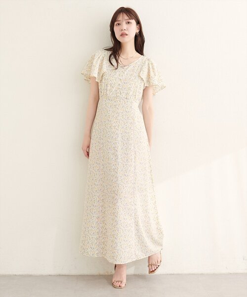 natural couture（ナチュラルクチュール）の「Vネックフラワーワンピース（ワンピース・レディース・ブラック系その他/ブラウン系その他/ブルー系その他/ホワイト系その他・FREE）」の8枚目の写真