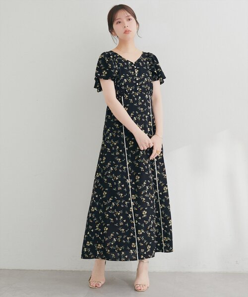 natural couture（ナチュラルクチュール）の「Vネックフラワーワンピース（ワンピース・レディース・ブラック系その他/ブラウン系その他/ブルー系その他/ホワイト系その他・FREE）」の13枚目の写真