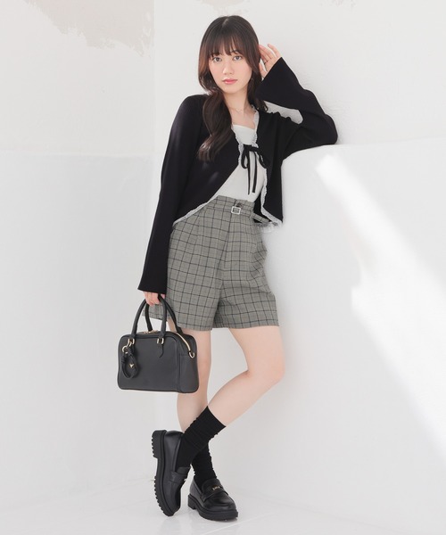 Honeys(ハニーズ)の「ベルト付ショートパンツ(その他パンツ・レディース・ホワイト系その他2/ブラウン系その他2/ブラック/ヘザーチャコール・M/LL/L/SS/S)」の18枚目の写真